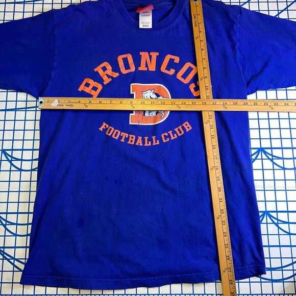 Denver Broncos Reebok Short Sleeve T-Shirt Size Medium Blue y2k - Picture 13 of 13